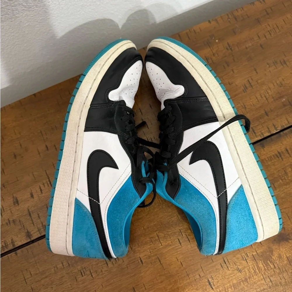 Nike Air Jordan 1 Low SE 